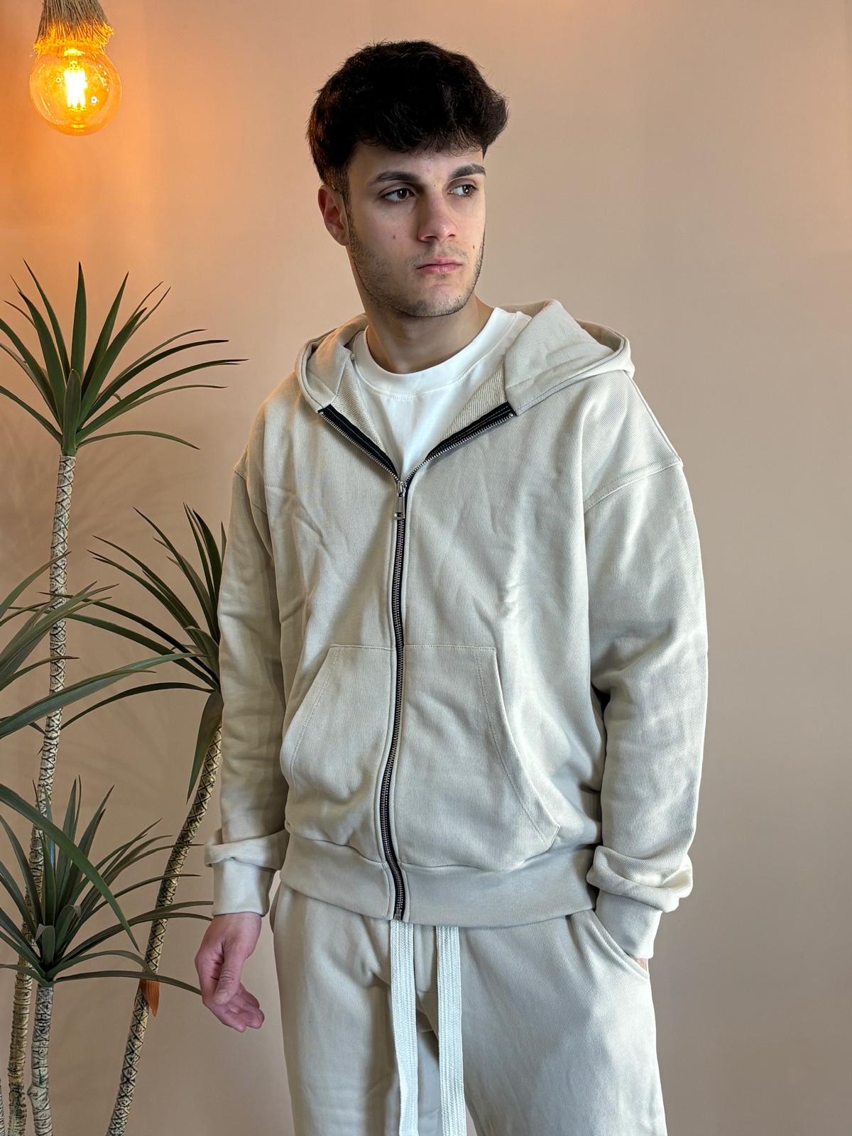 Tuta Palm