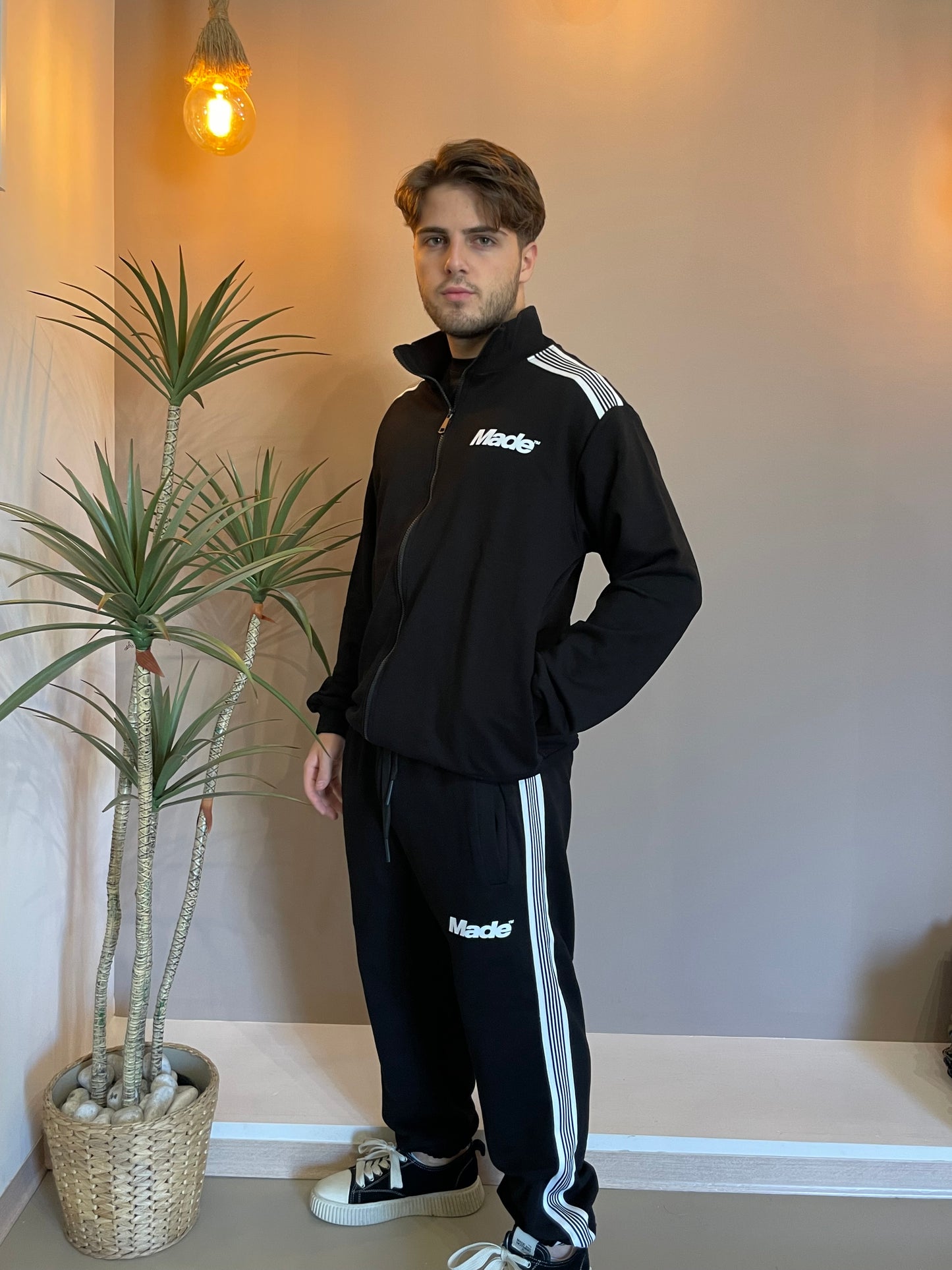 Tracksuite Made